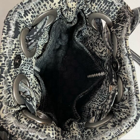 Handmade hand sewn black and gray batik fabric bag with tons of pockets! - Picture 9 of 12